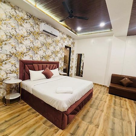 Hotel Vedicvista Indaur Exteriér fotografie